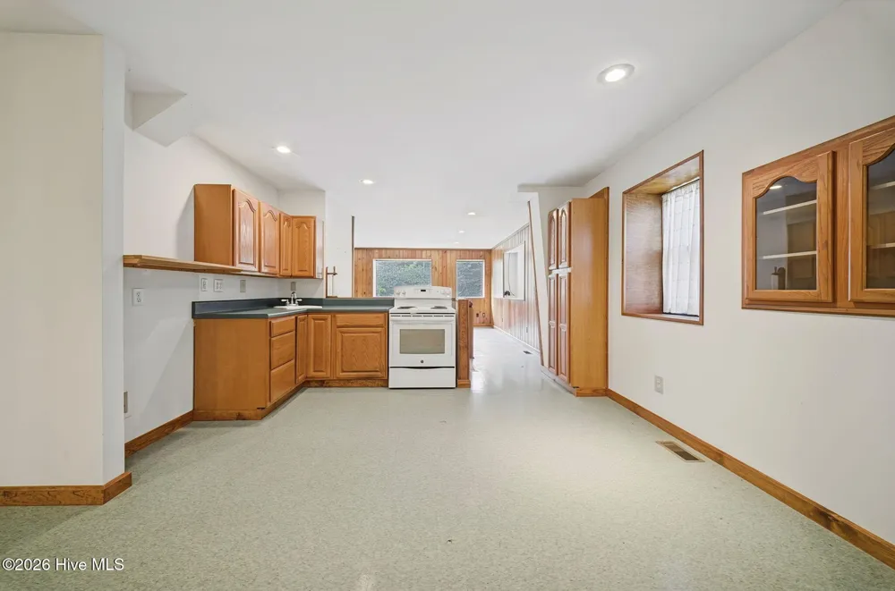 625 Okisko Road Elizabeth City, NC 27909