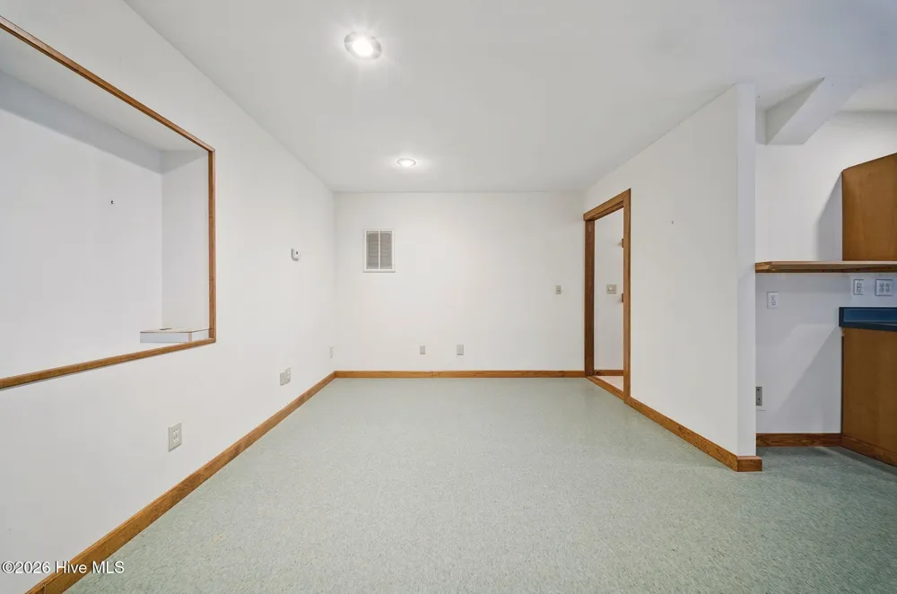 625 Okisko Road Elizabeth City, NC 27909