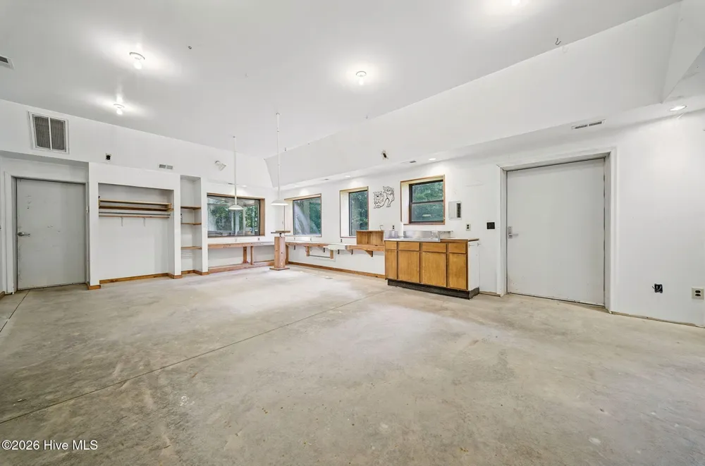 625 Okisko Road Elizabeth City, NC 27909