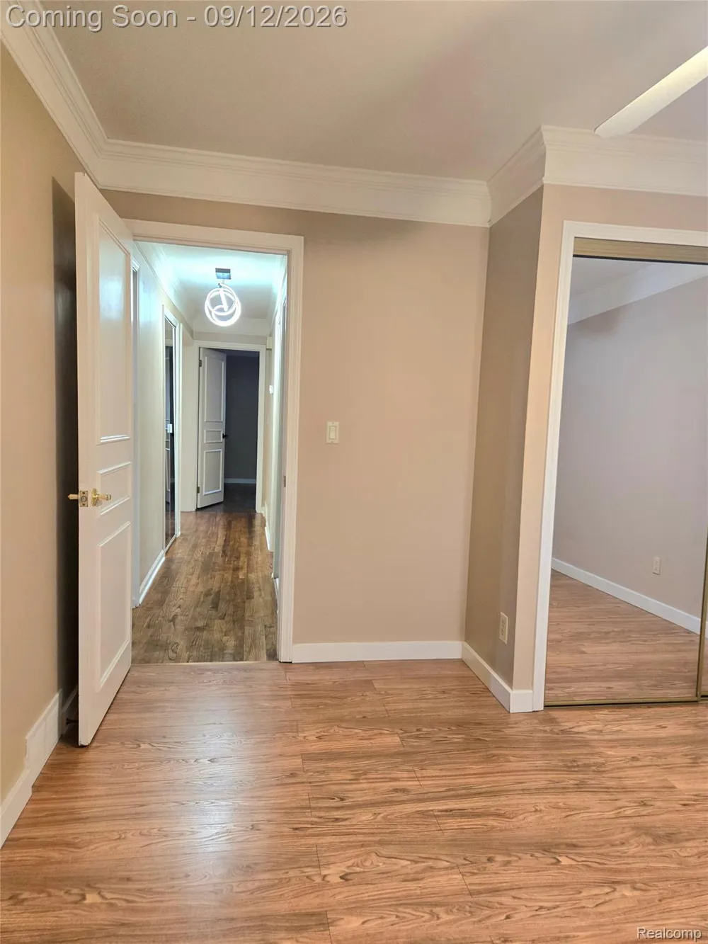 38775 Littlefield Drive Sterling Heights City, MI 48312