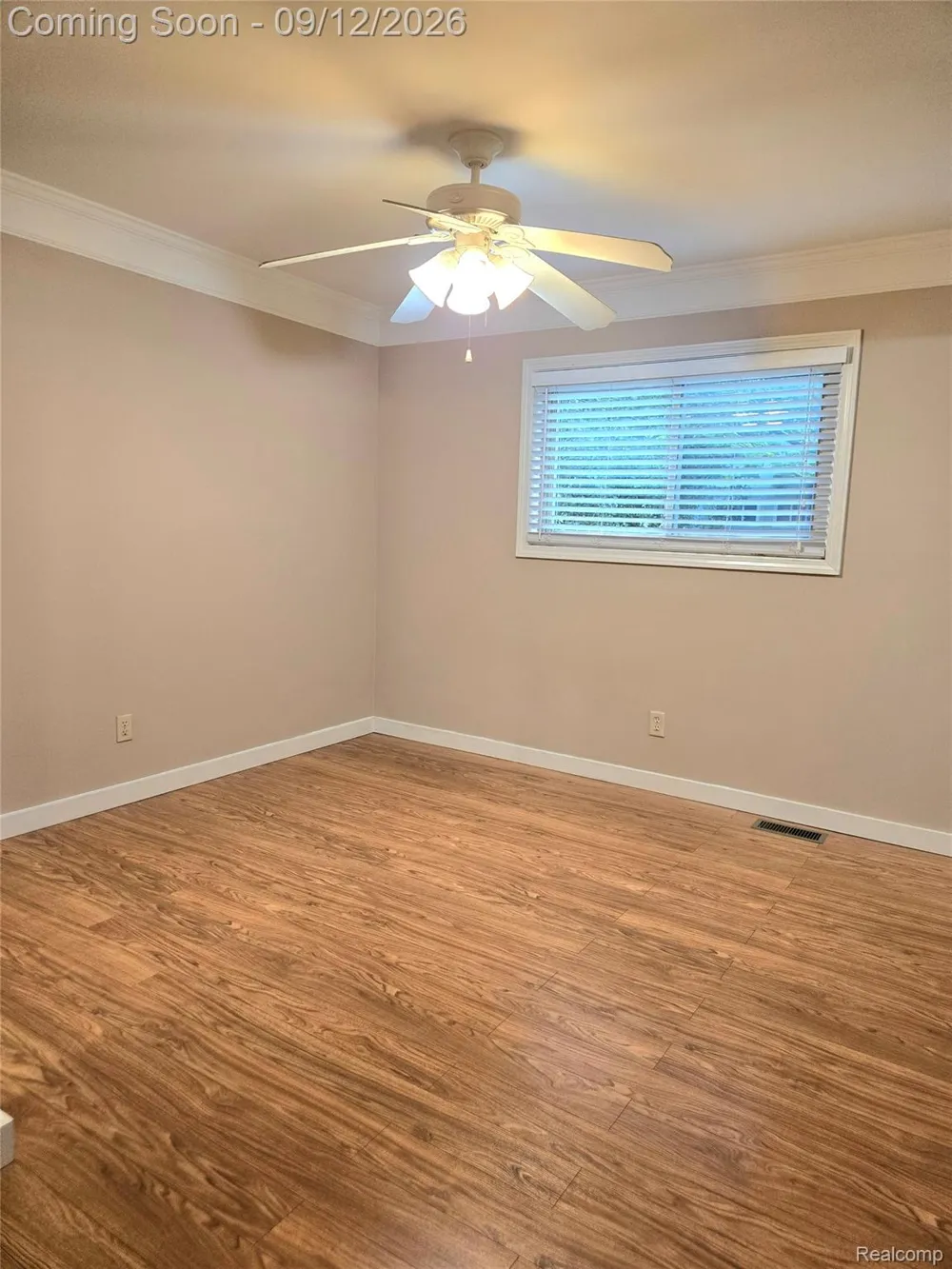 38775 Littlefield Drive Sterling Heights City, MI 48312