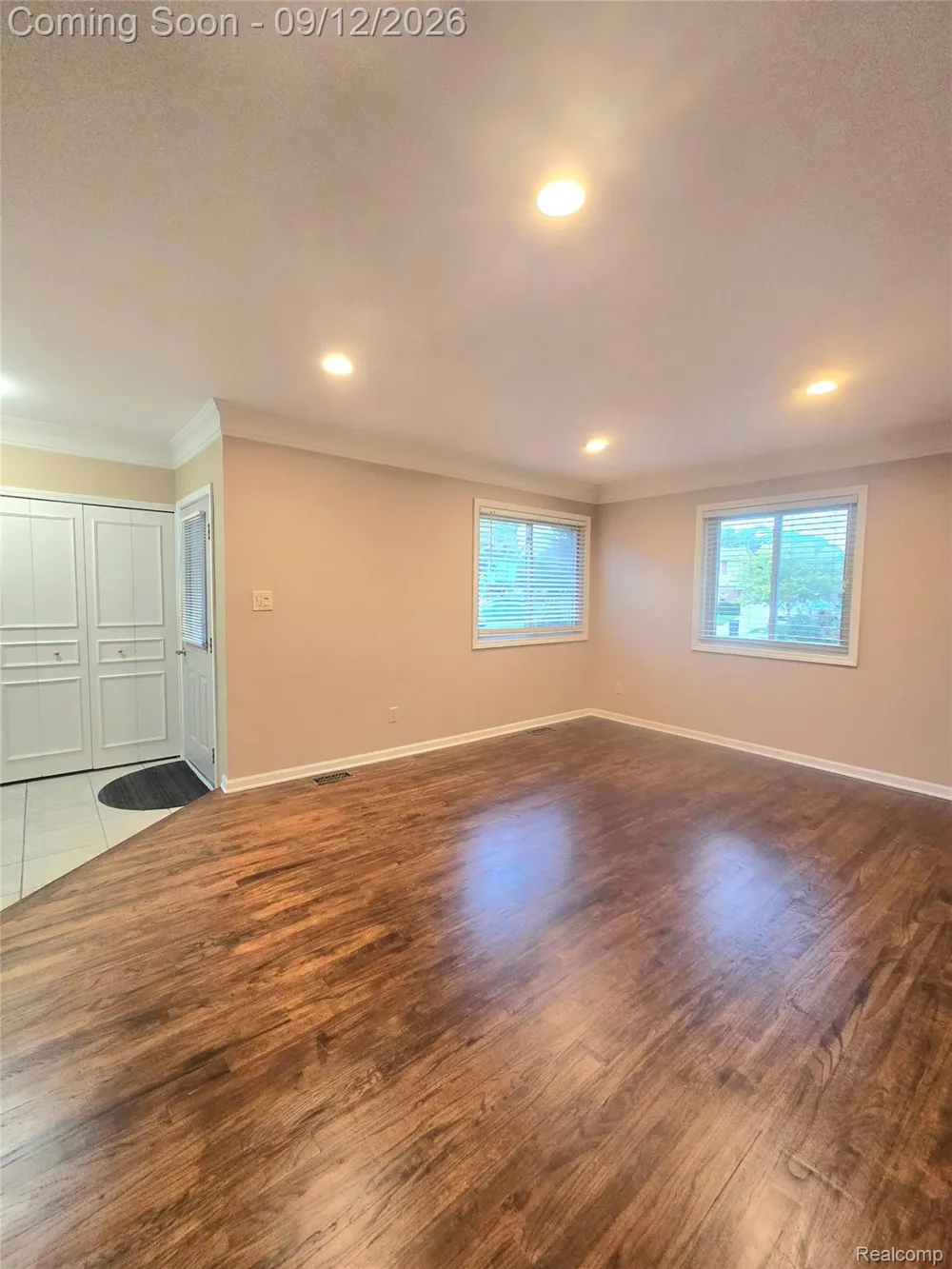 38775 Littlefield Drive Sterling Heights City, MI 48312