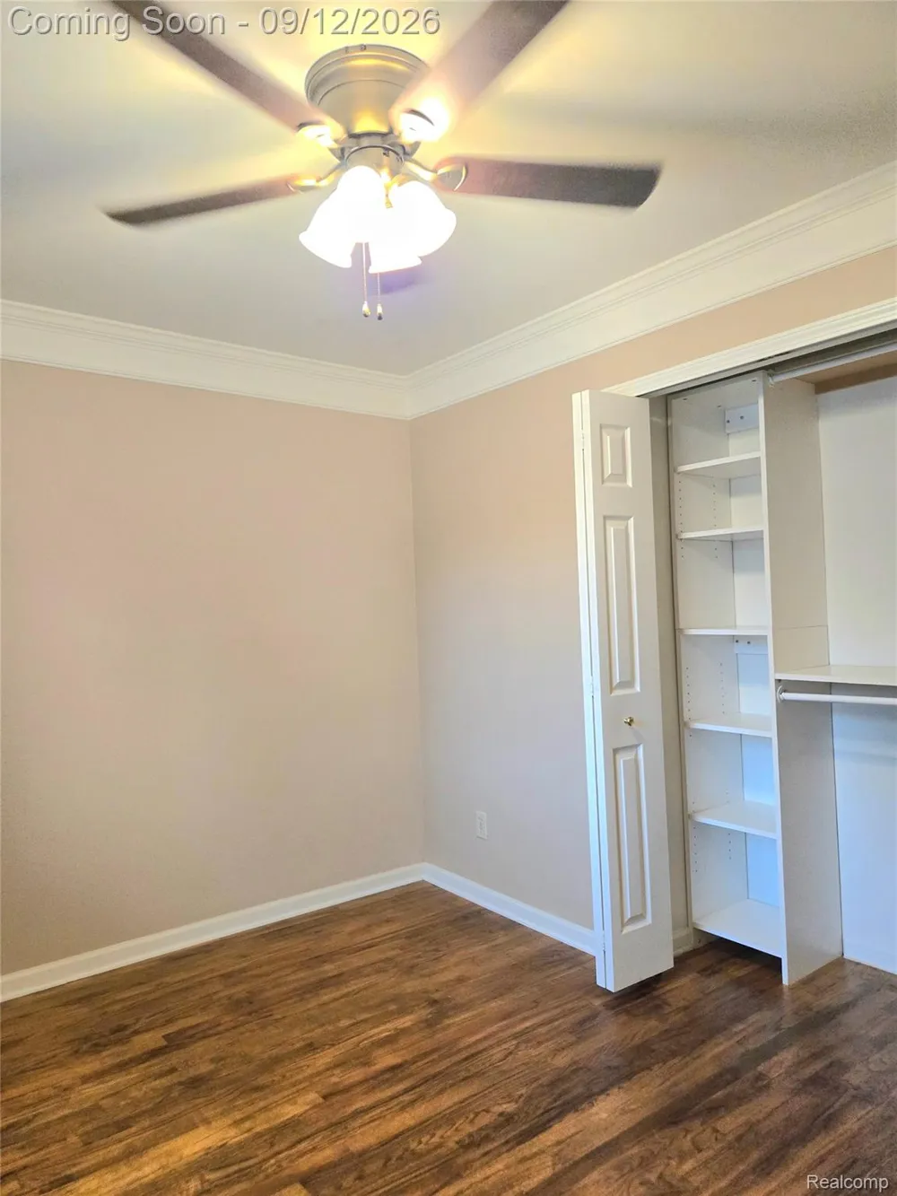 38775 Littlefield Drive Sterling Heights City, MI 48312