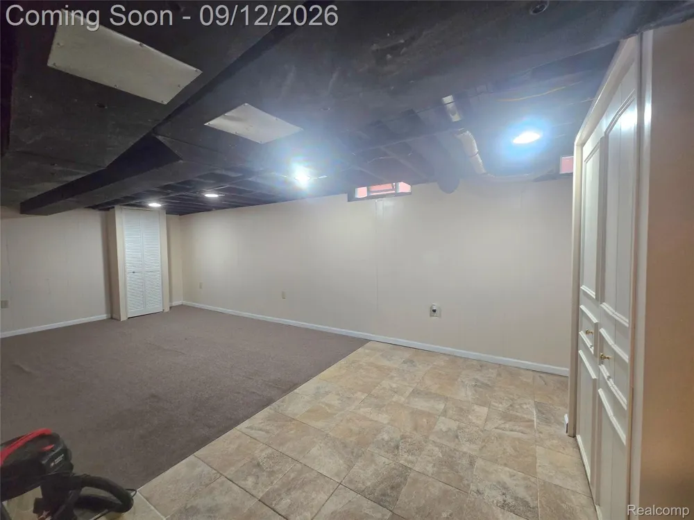 38775 Littlefield Drive Sterling Heights City, MI 48312