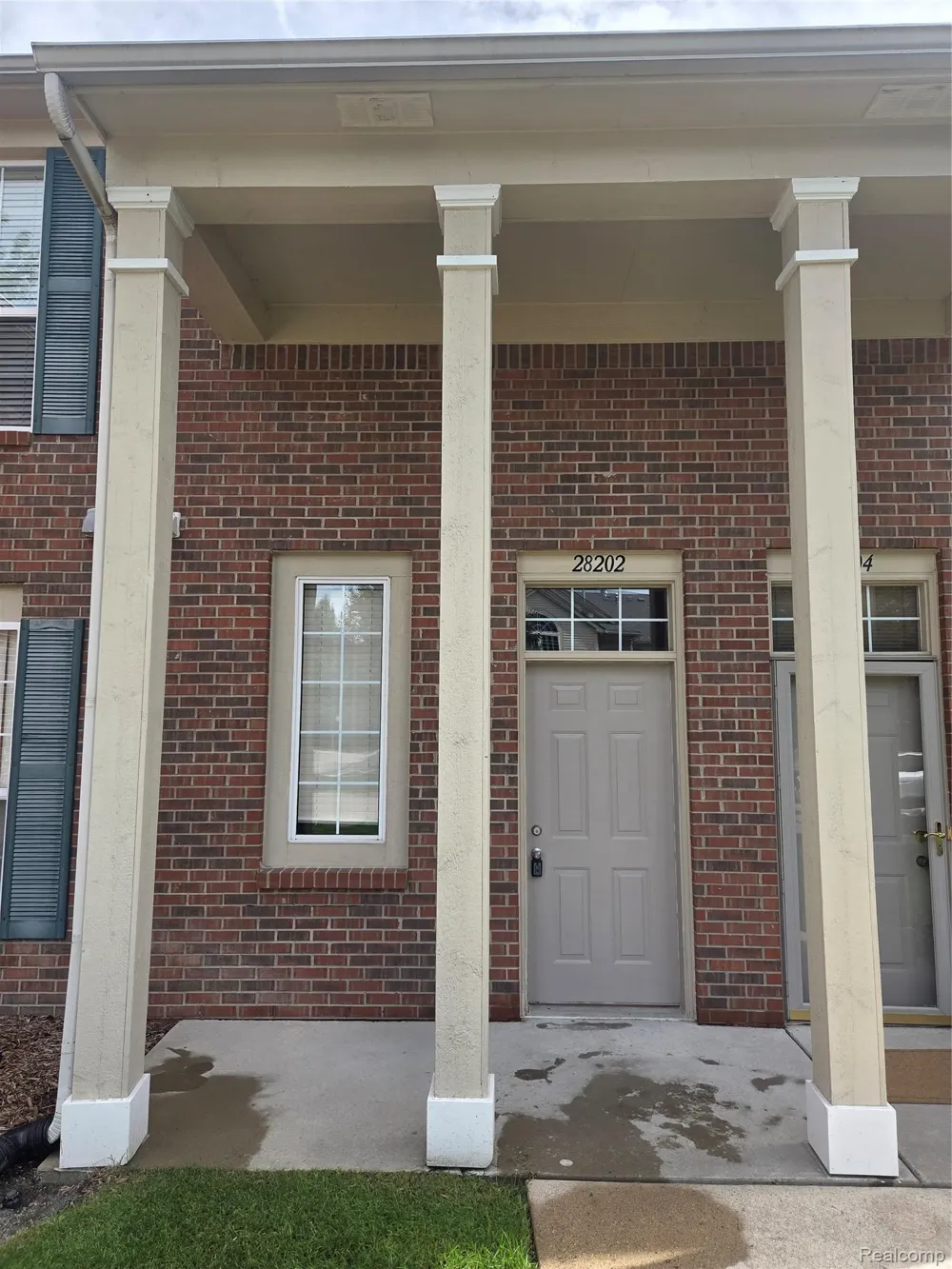28202 Chesapeake Circle Commerce Charter Township, MI 48390