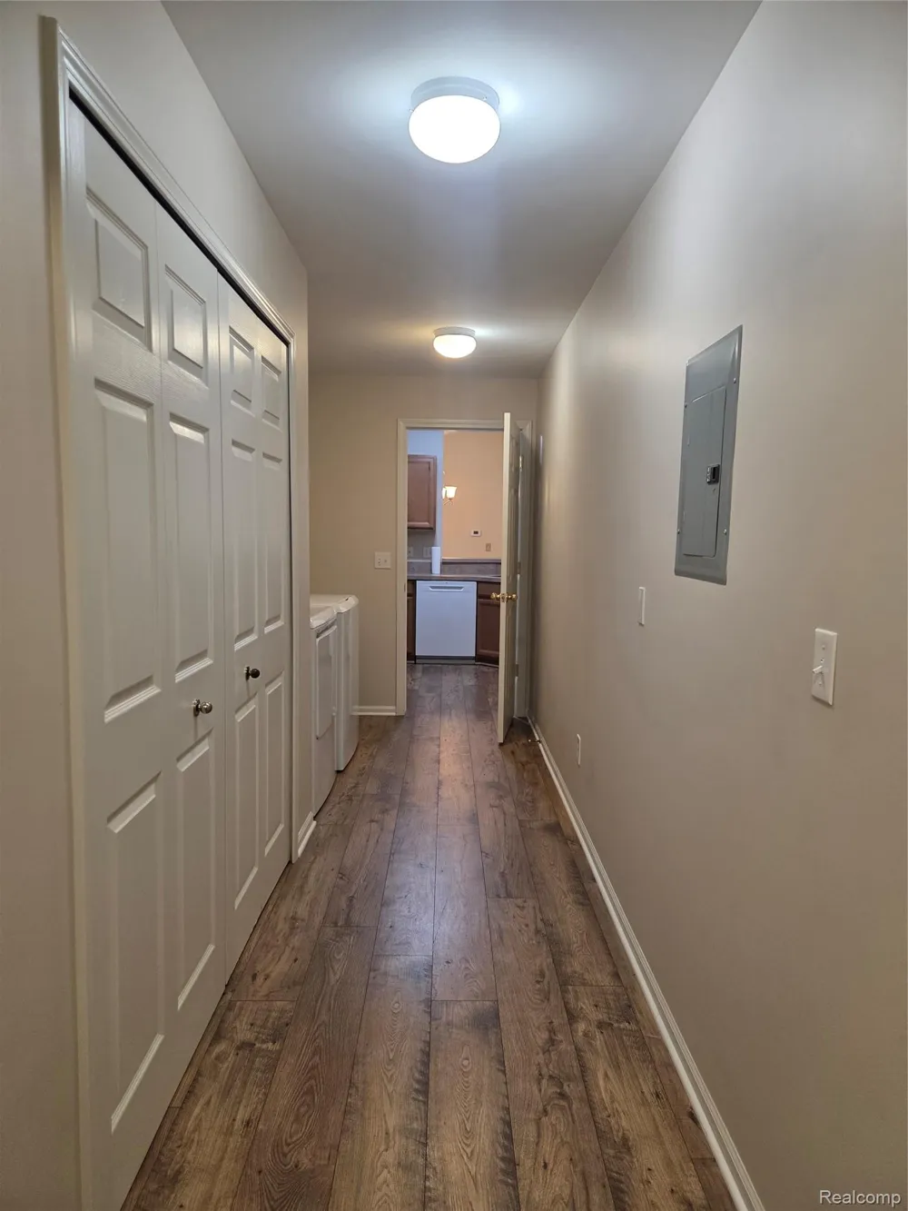 28202 Chesapeake Circle Commerce Charter Township, MI 48390