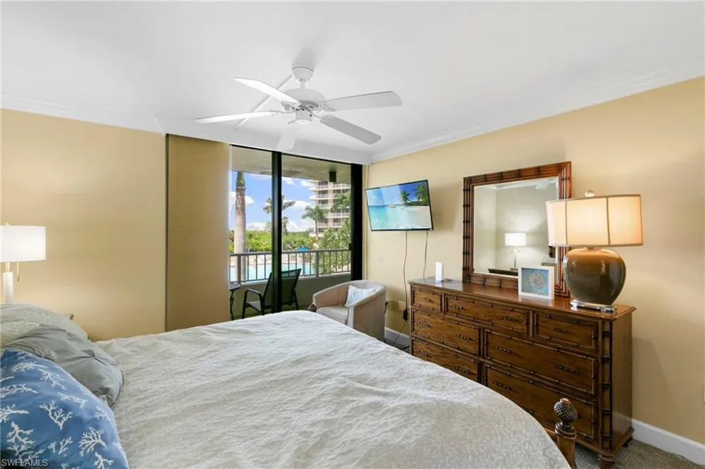 380 Seaview Court #203 Marco Island, FL 34145