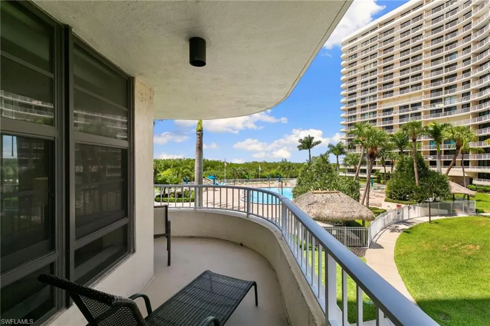 380 Seaview Court #203 Marco Island, FL 34145