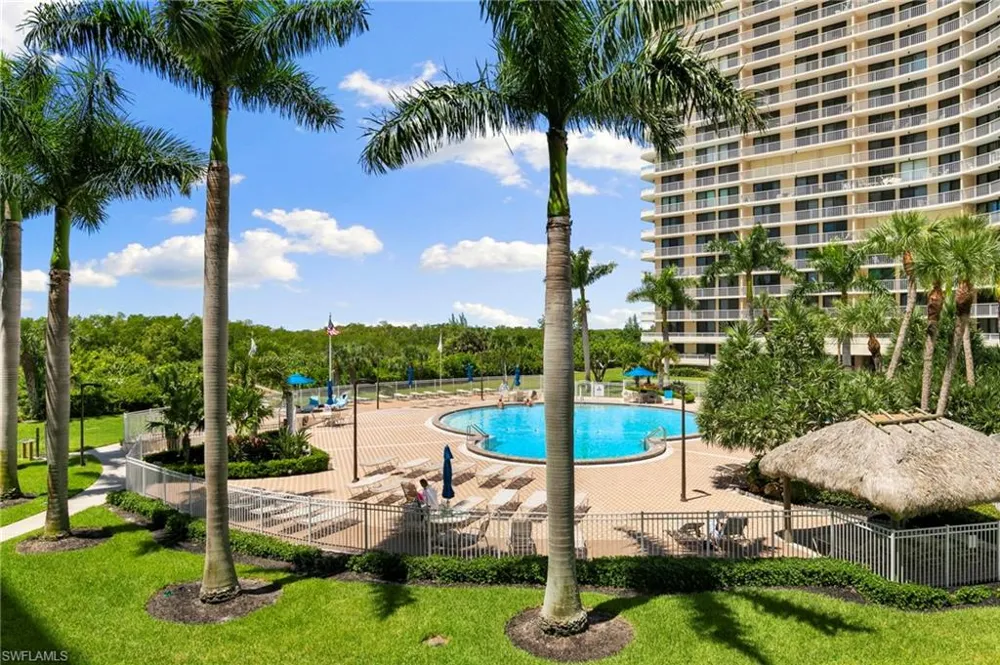 380 Seaview Court #203 Marco Island, FL 34145