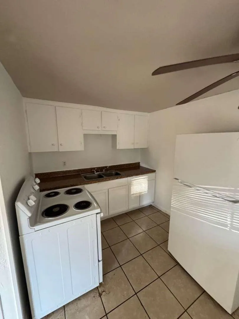 116 6th Avenue Nederland, TX 77627