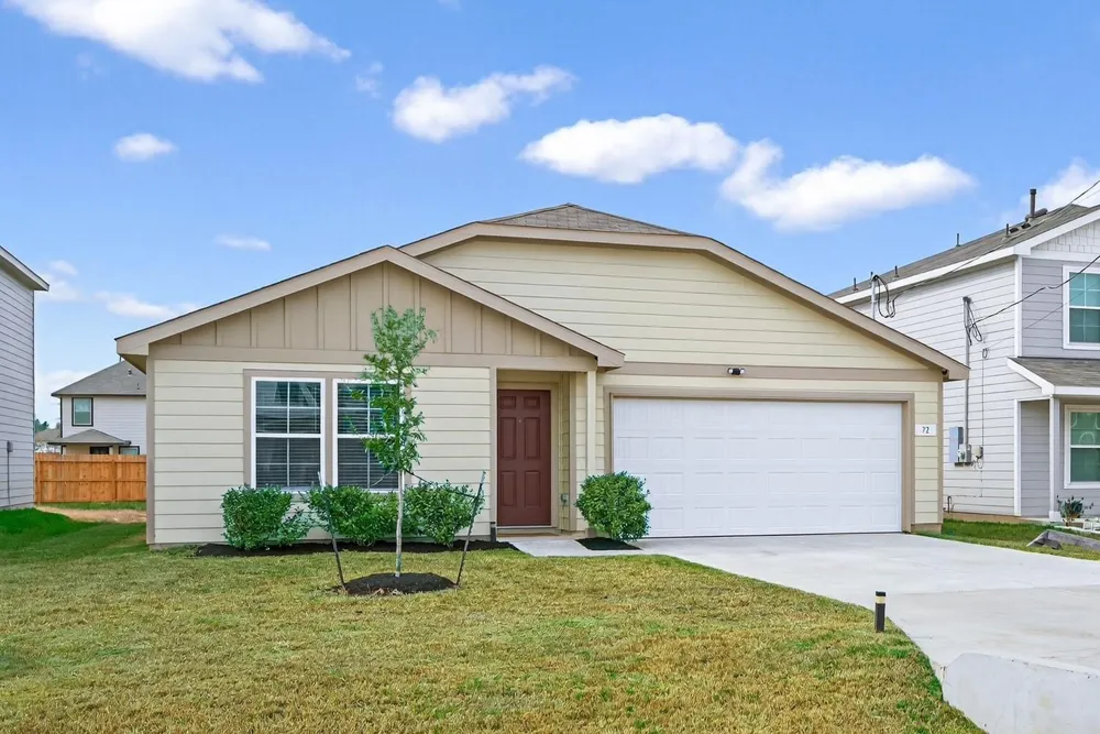 72 County Road 51028 Cleveland, TX 77327