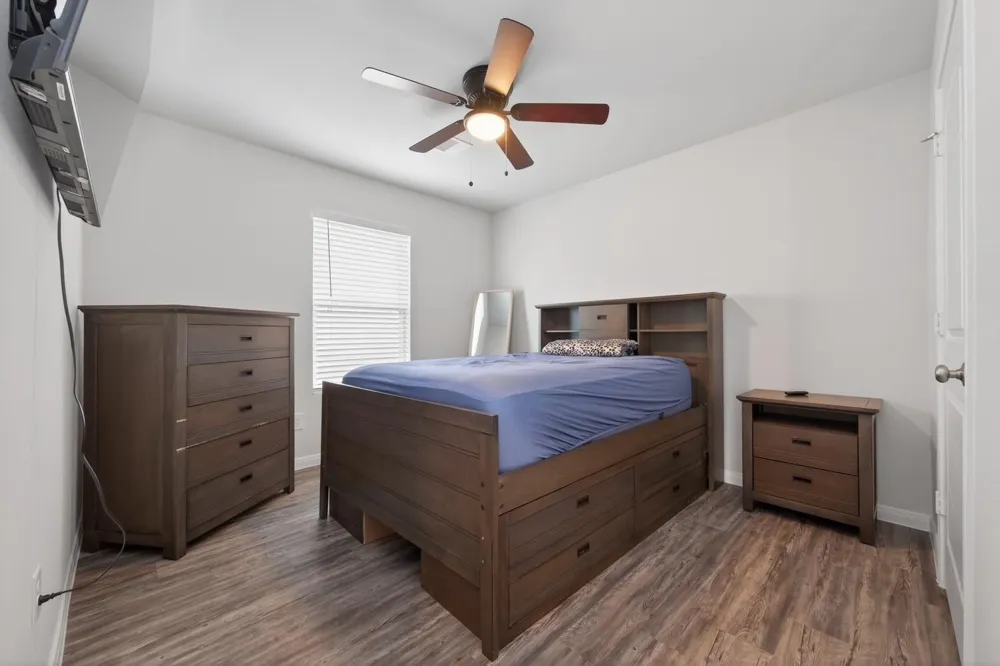 72 County Road 51028 Cleveland, TX 77327