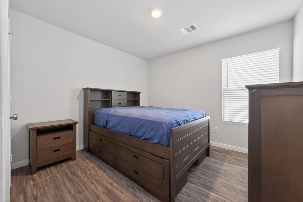 72 County Road 51028 Cleveland, TX 77327