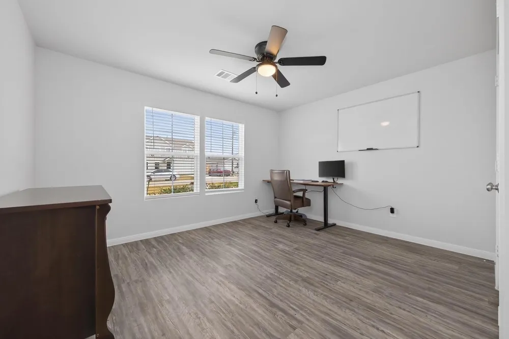 72 County Road 51028 Cleveland, TX 77327