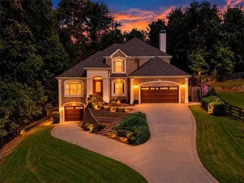 1525 Rising Mist Lane