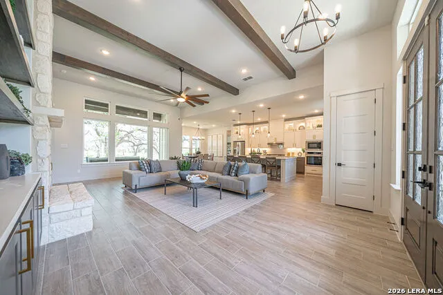 144 Pradera Ridge Drive Floresville, TX 78114
