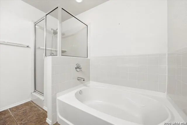 10419 ALSFELD RNCH Helotes, TX 78023