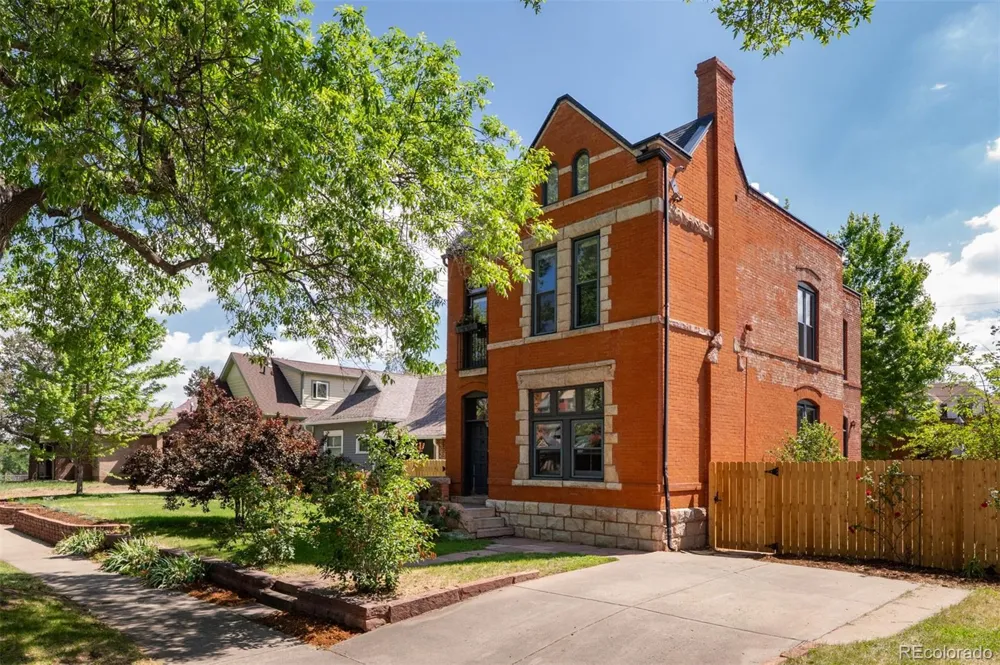 2536 Gilpin Street Denver, CO 80205
