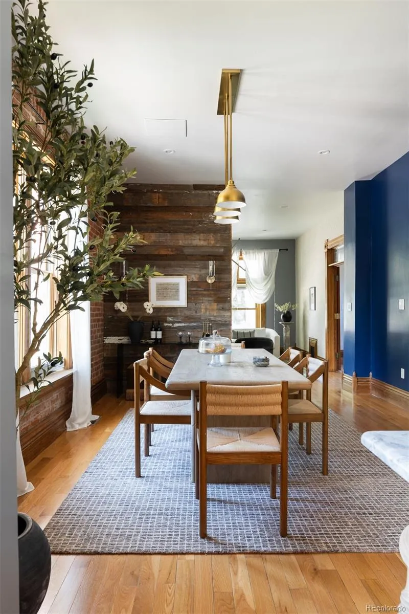 2536 Gilpin Street Denver, CO 80205