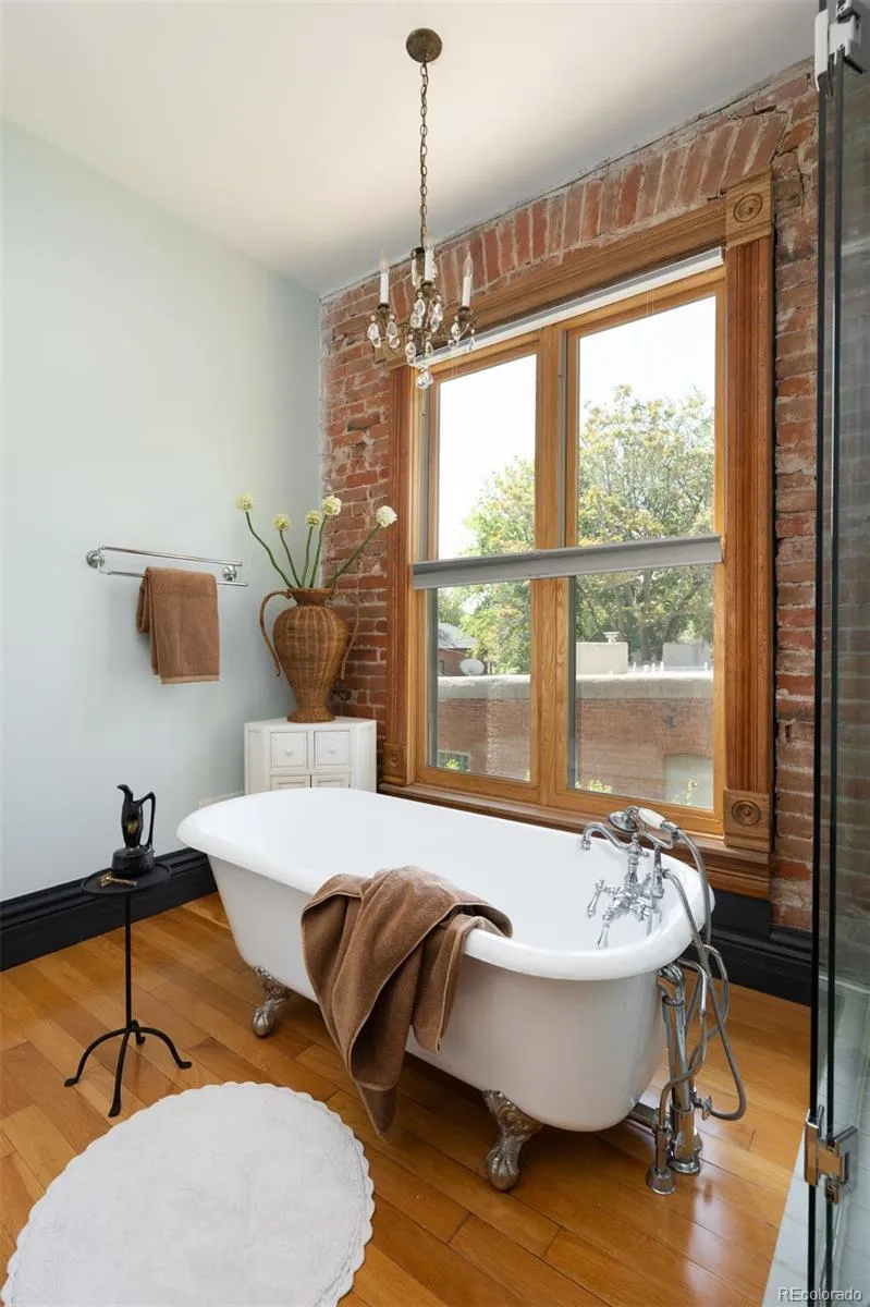 2536 Gilpin Street Denver, CO 80205