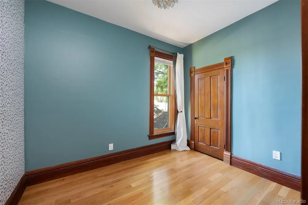 2536 Gilpin Street Denver, CO 80205
