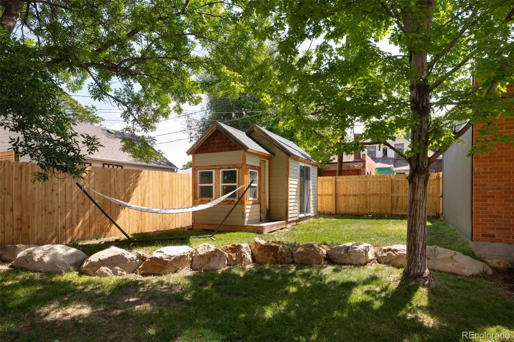 2536 Gilpin Street Denver, CO 80205