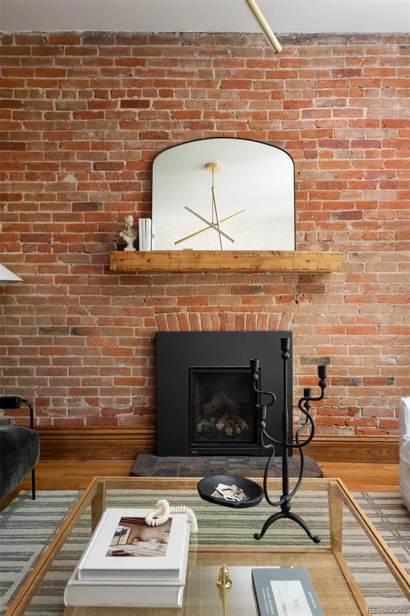 2536 Gilpin Street Denver, CO 80205