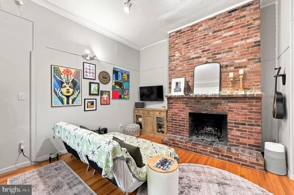 265 S 9TH #1M Philadelphia, PA 19107
