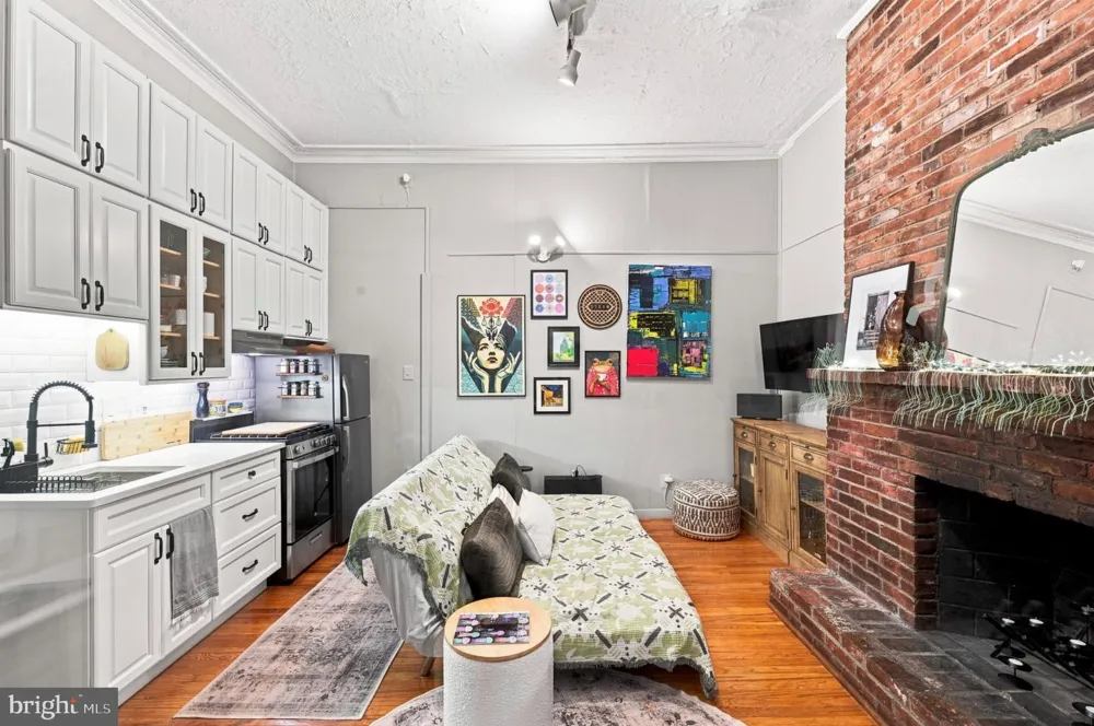 265 S 9TH #1M Philadelphia, PA 19107