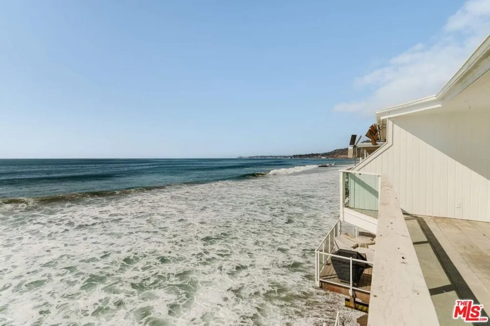 25124 Malibu Road Malibu, CA 90265
