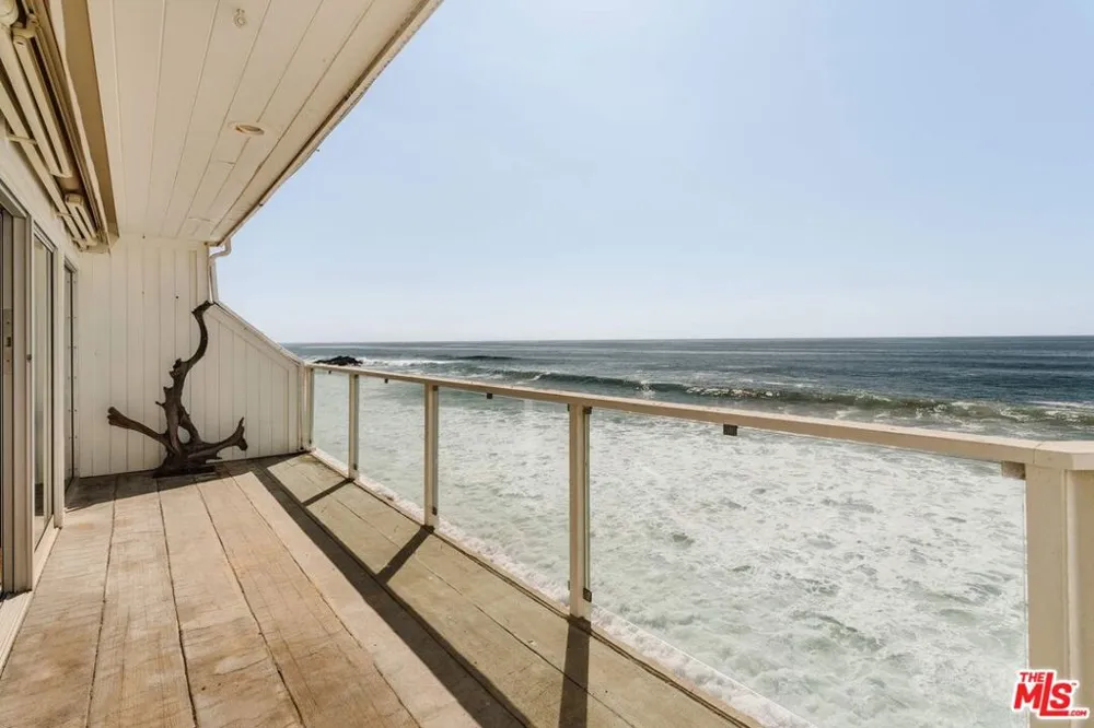 25124 Malibu Road Malibu, CA 90265