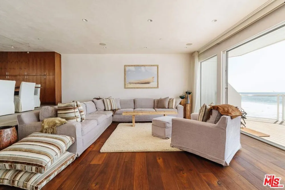 25124 Malibu Road Malibu, CA 90265