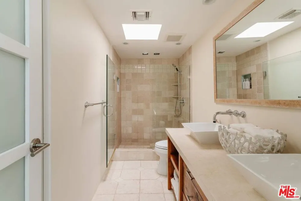 25124 Malibu Road Malibu, CA 90265