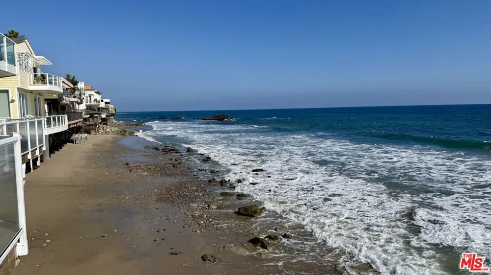 25124 Malibu Road Malibu, CA 90265