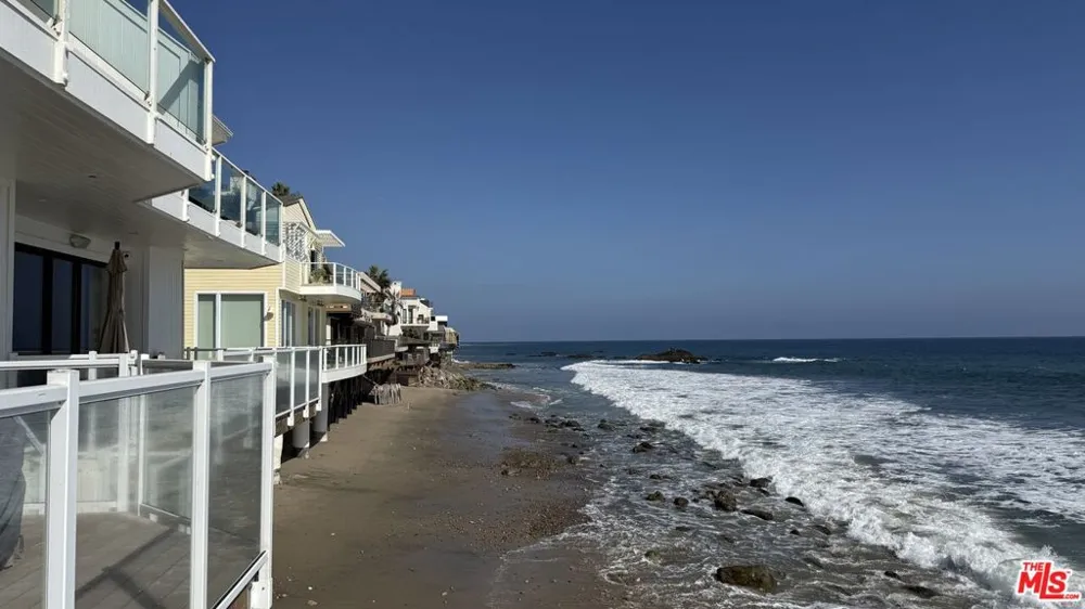 25124 Malibu Road Malibu, CA 90265