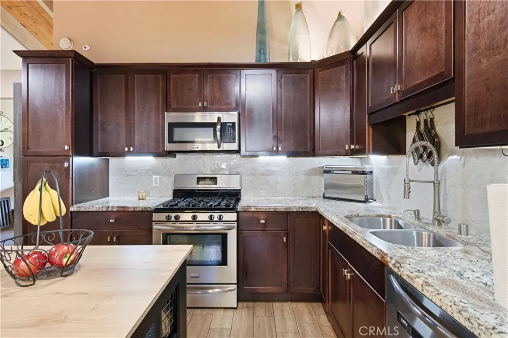 5046 Lakeview Avenue #24 Yorba Linda, CA 92886