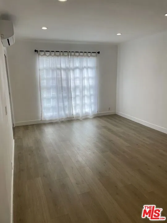 1254 Orange Grove Avenue #4 Los Angeles, CA 90046