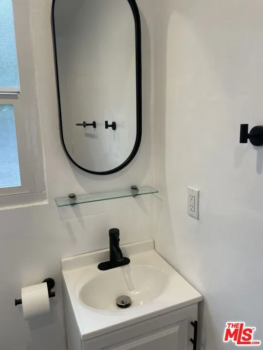 1254 Orange Grove Avenue #4 Los Angeles, CA 90046