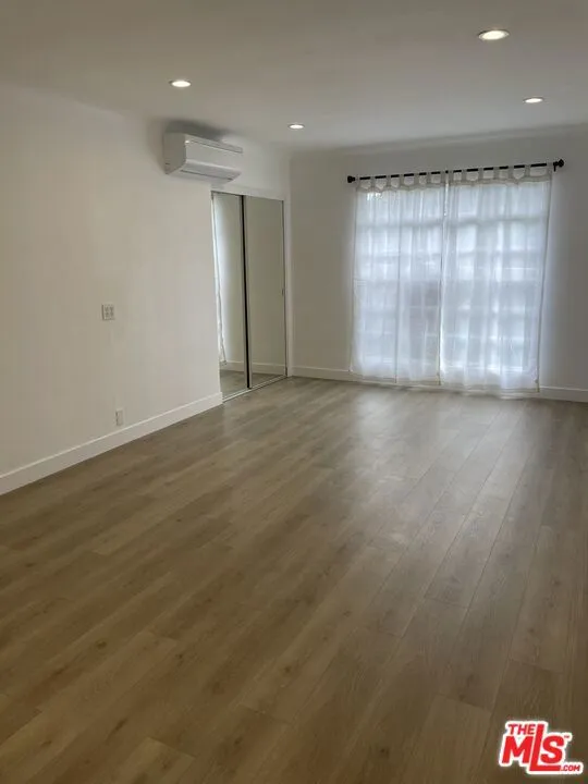 1254 Orange Grove Avenue #4 Los Angeles, CA 90046