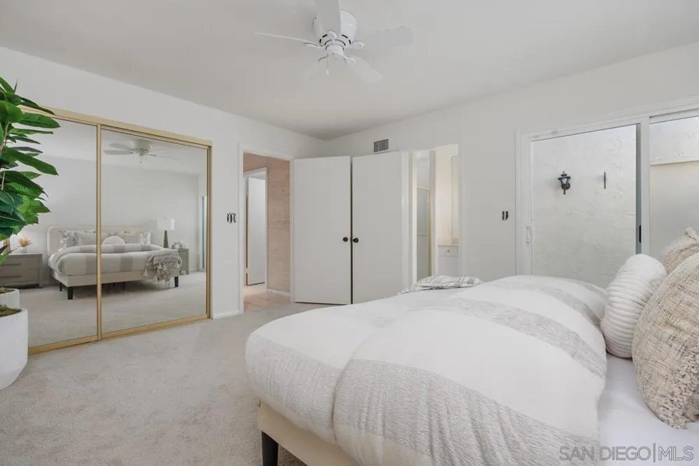 8233 Caminito Maritimo La Jolla, CA 92037
