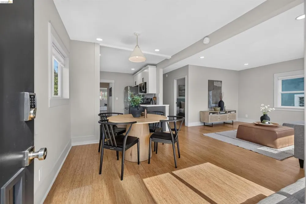 3701 Green Acre Rd Oakland, CA 94619