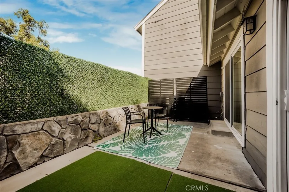 189 S Solana Drive #1 Orange, CA 92869