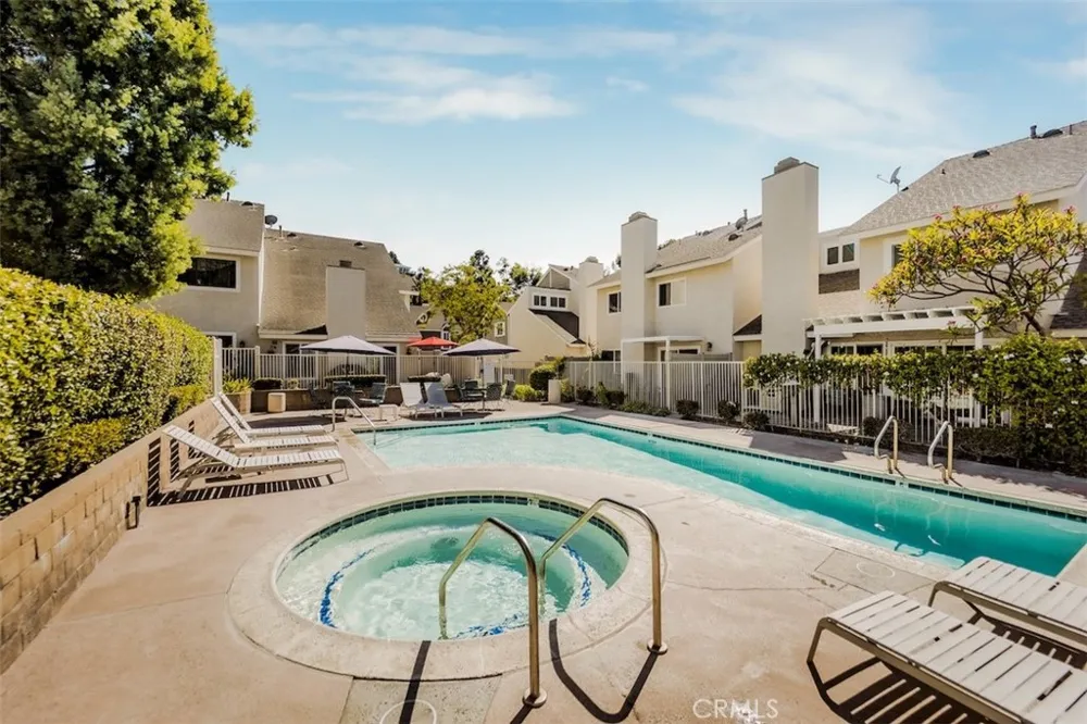 189 S Solana Drive #1 Orange, CA 92869