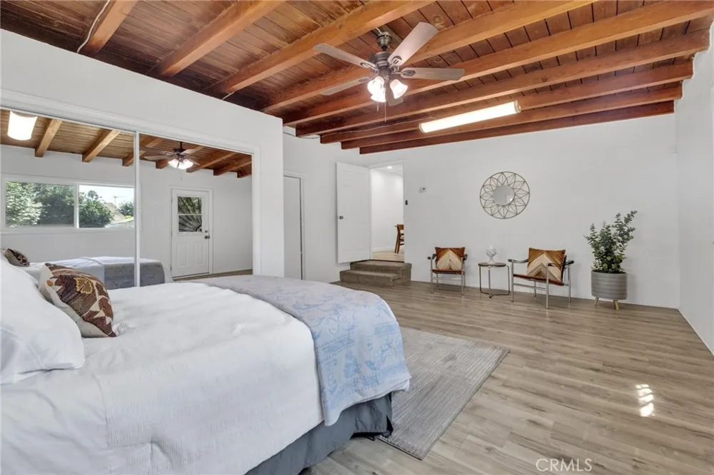 1136 E 71st Long Beach, CA 90805