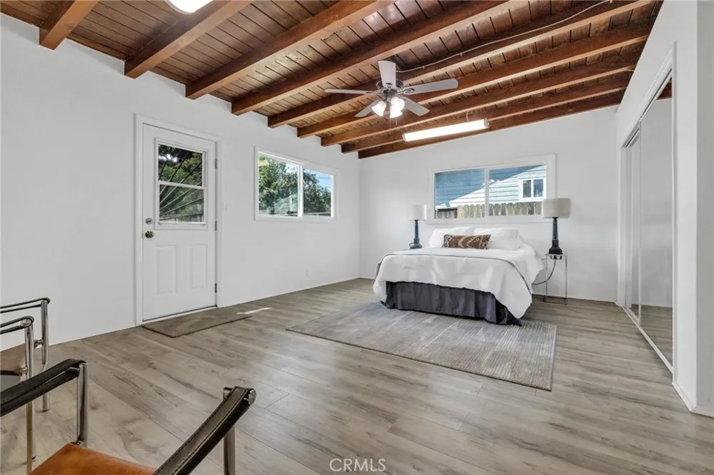 1136 E 71st Long Beach, CA 90805