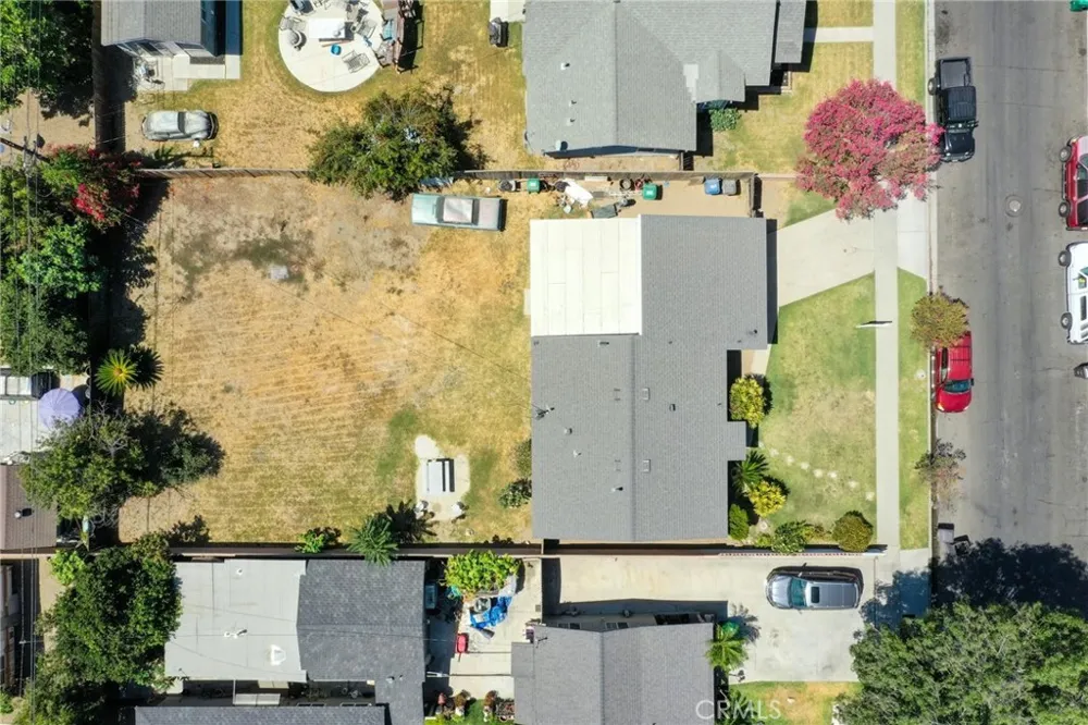 1136 E 71st Long Beach, CA 90805
