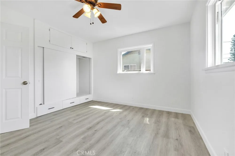 1136 E 71st Long Beach, CA 90805