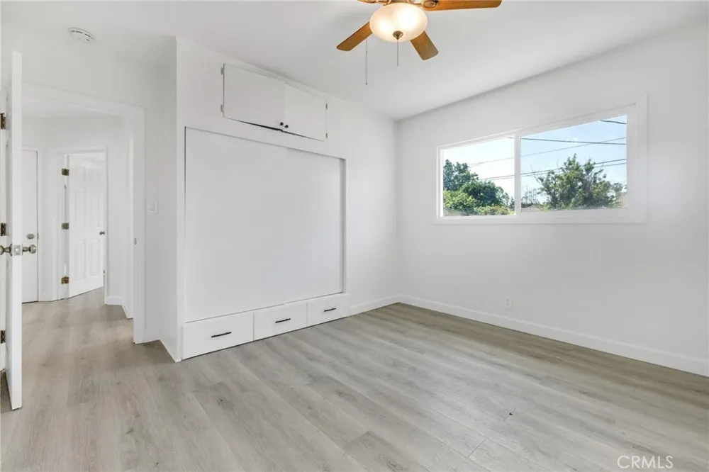 1136 E 71st Long Beach, CA 90805