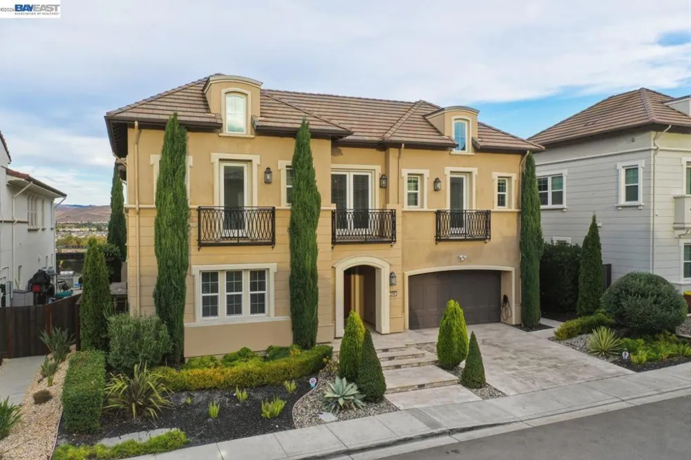 2049 Elderberry Dr San Ramon, CA 94582