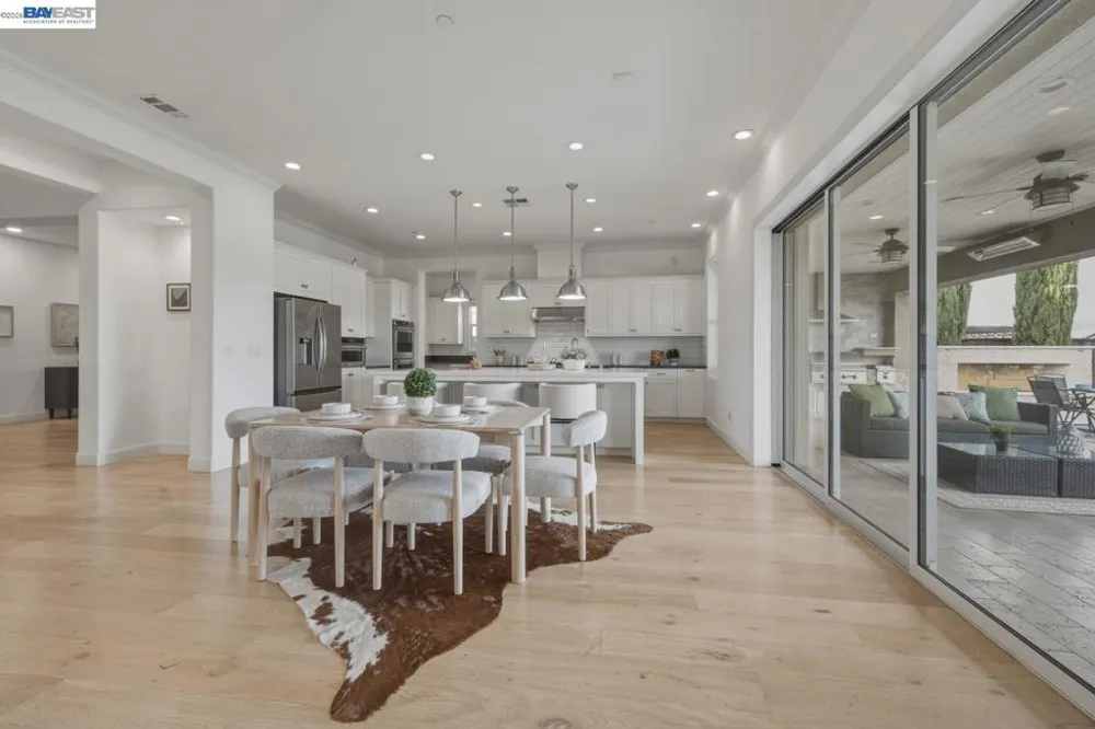 2049 Elderberry Dr San Ramon, CA 94582